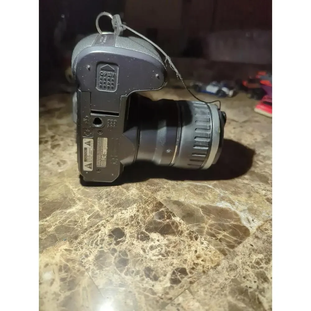 Fujifilm FinePix S Series S5200 5.1MP 10x Opt, w/1.5x teleconversion lens